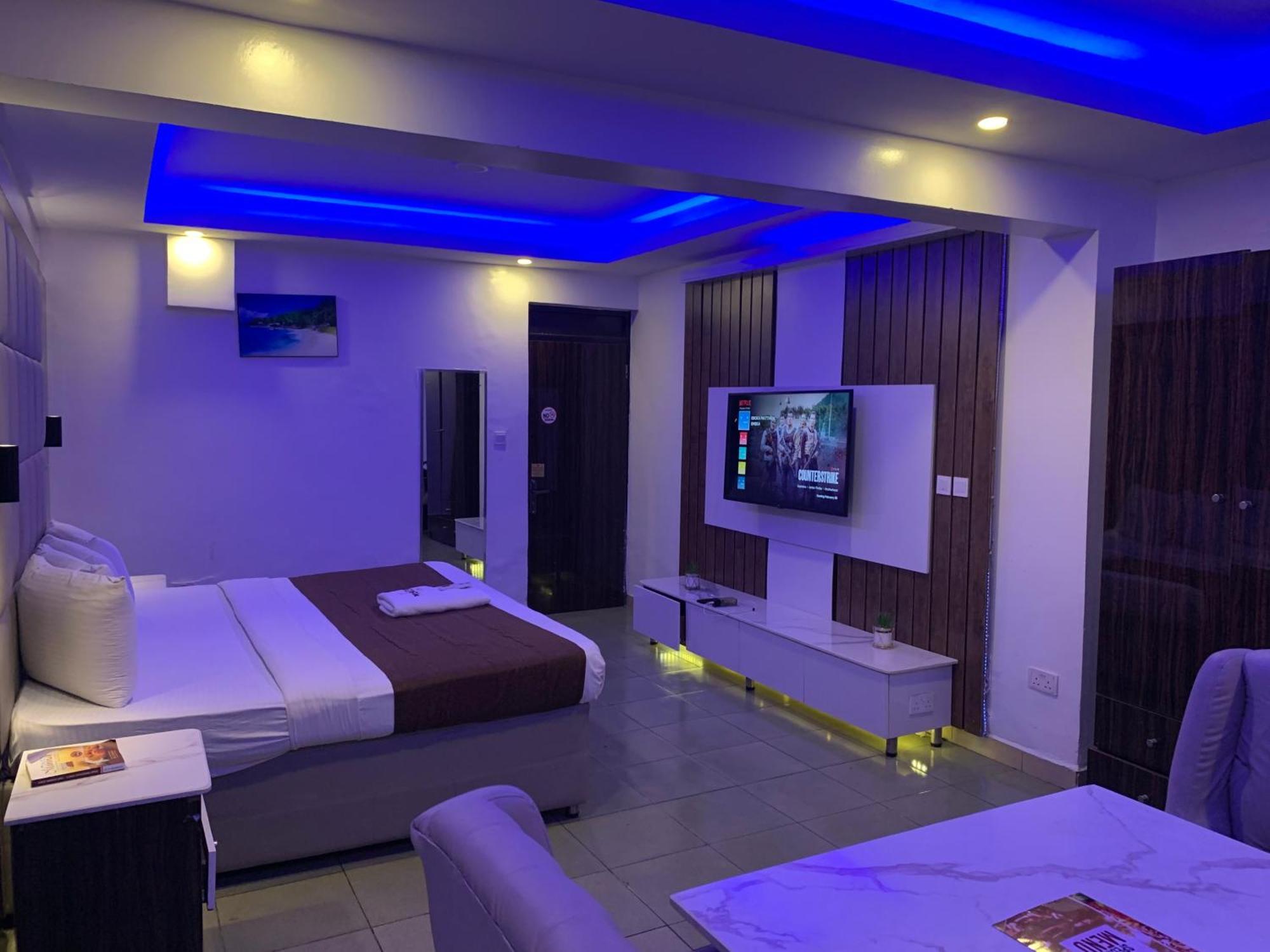 Presken Hotels @ Victoria Island Apese ภายนอก รูปภาพ