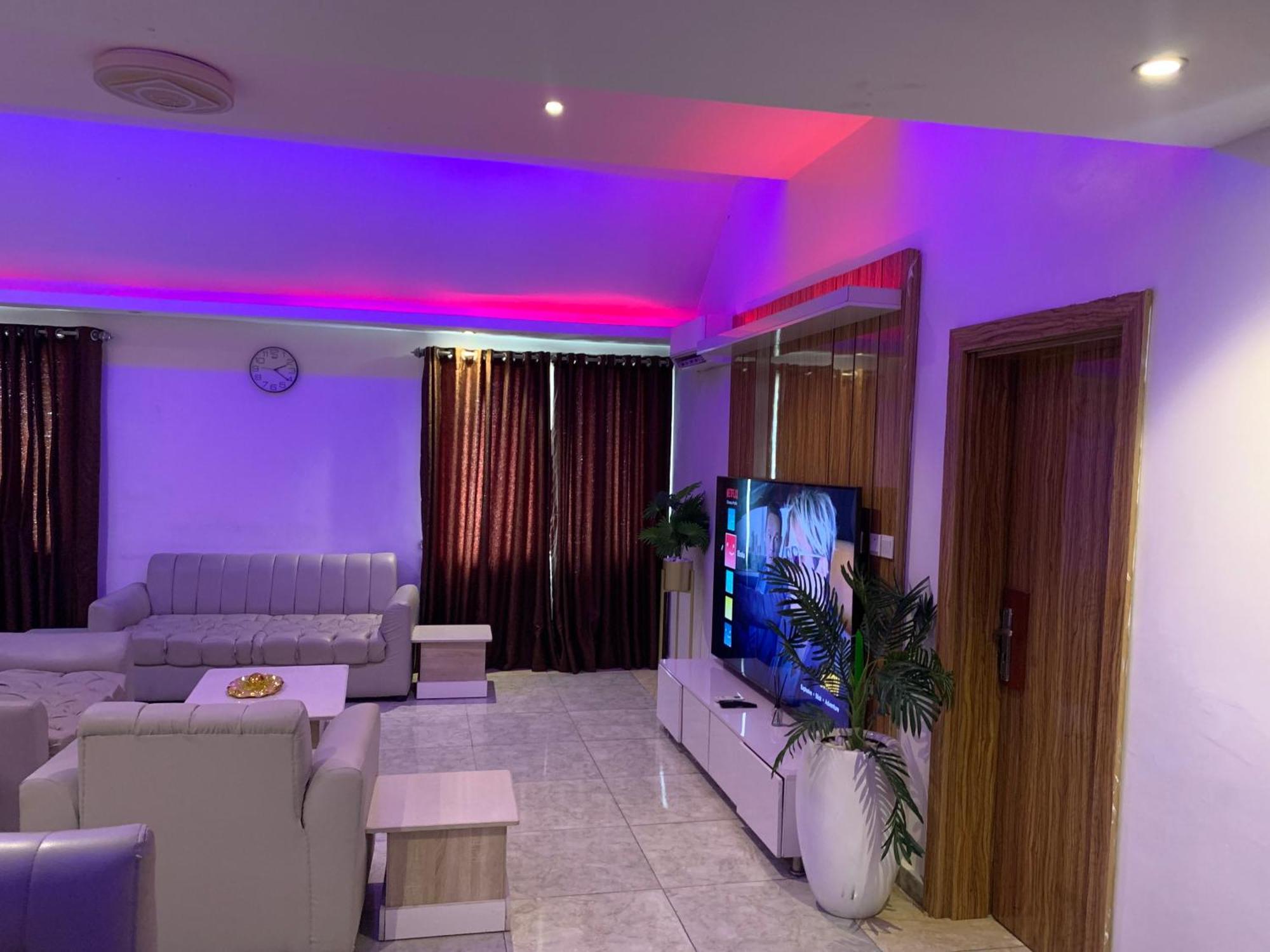Presken Hotels @ Victoria Island Apese ภายนอก รูปภาพ