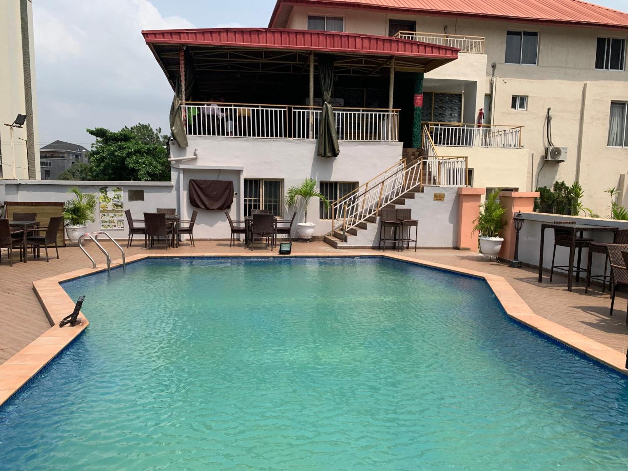 Presken Hotels @ Victoria Island Apese ภายนอก รูปภาพ
